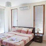 Lighthouse Golf Private Apartment