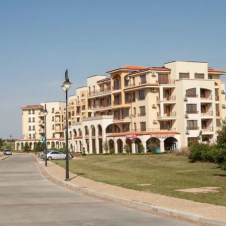 Apartment Lighthouse Golf Private Balchik