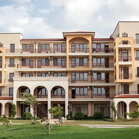 Lighthouse Golf Private Apartment Balchik