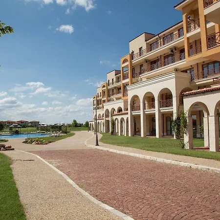 Lighthouse Golf Private Apartment