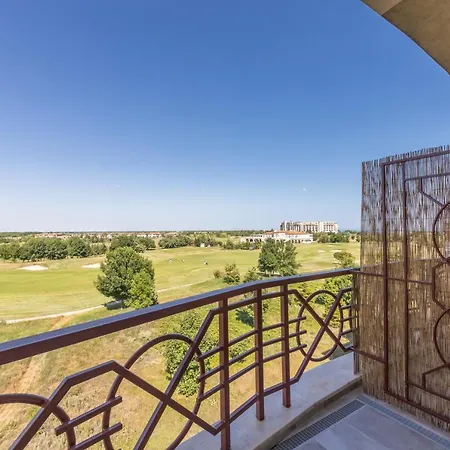 Lighthouse Golf Private Apartment Balchik