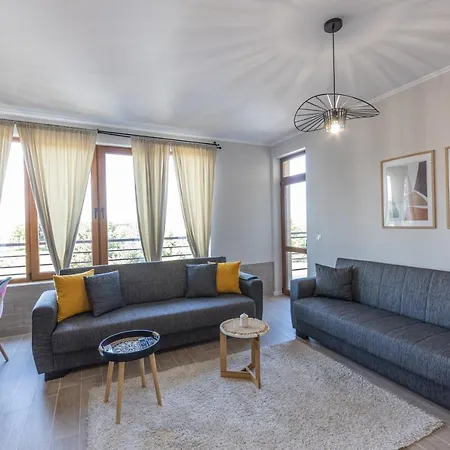 Lighthouse Golf Private Apartment