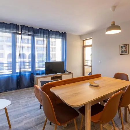 Lighthouse Golf Private Apartment