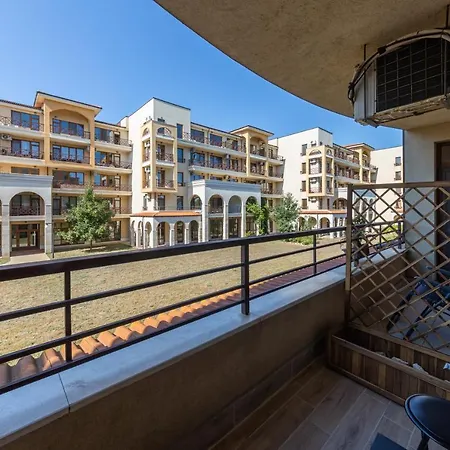 Lighthouse Golf Private Apartment *