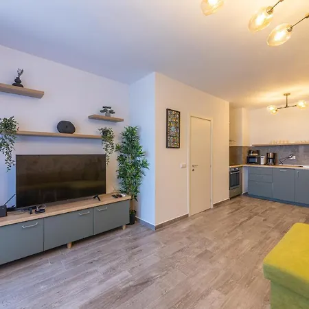 Apartment Lighthouse Golf Private Balchik