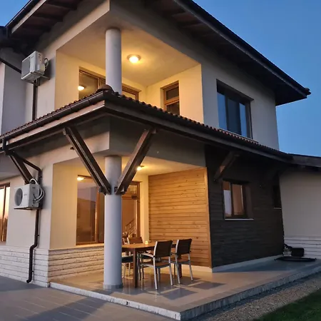 Lighthouse Golf Private Apartment *