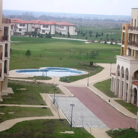 Lighthouse Golf Private בלצ'יק