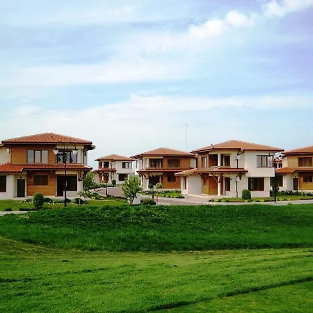 Lighthouse Golf Private * Balchik