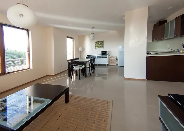 Lighthouse Golf Private