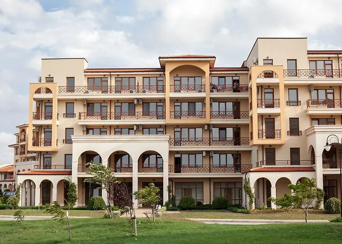 Lighthouse Golf Private Apartment Balchik