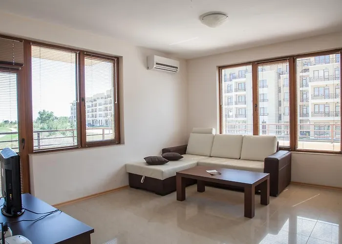 Lighthouse Golf Private Apartment Balchik