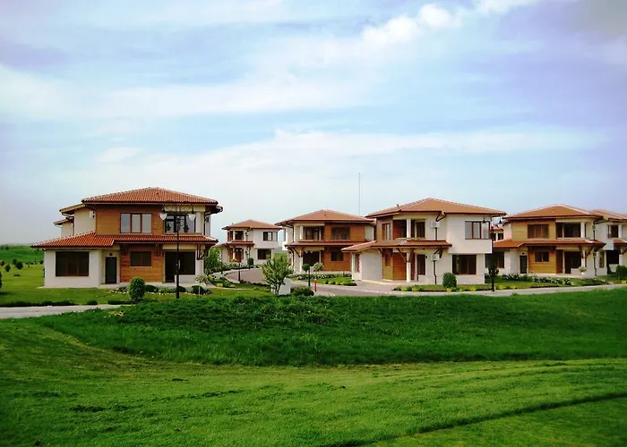 Lighthouse Golf Private * Balchik